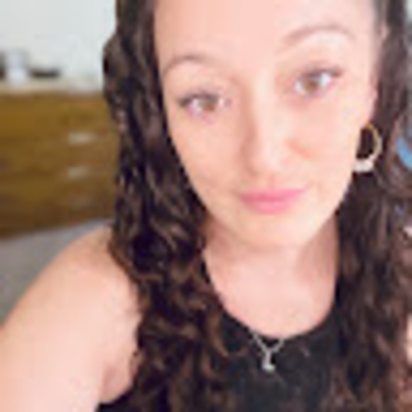 Meet your Posher, Jackie - Picture 1 of 1